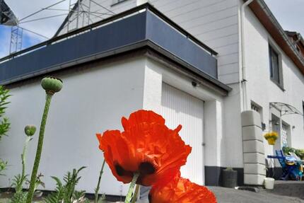 Einfamilienhaus EIFEL RUHIG FEWO CARPORT GARTEN Garage 6 zimmer