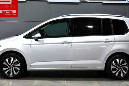 VW Touran 68.674 km 24.880 &euro; Falkensee 14612
