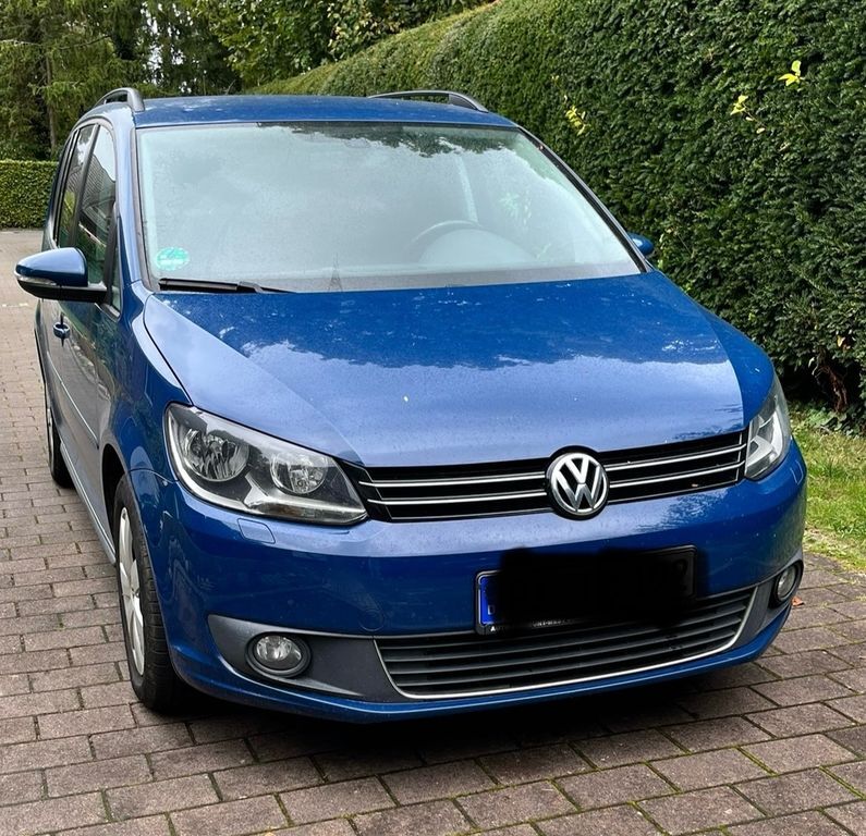 VW Touran 167.000 km 5.800 € Brande-Hörnerkirchen 25364