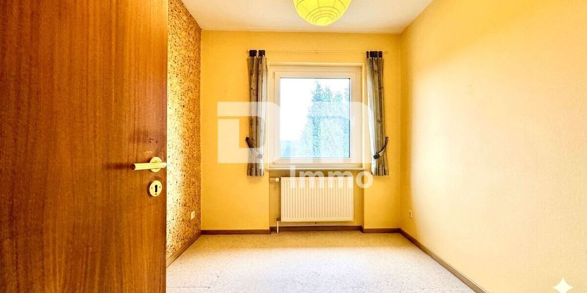 (R)eserviert!Sanierter Zweigenerationen-Traum mit Pooloase und autarker Zukunftsvorsorge - Zweifamilienhaus Trendelburg | Angebot:26727888
