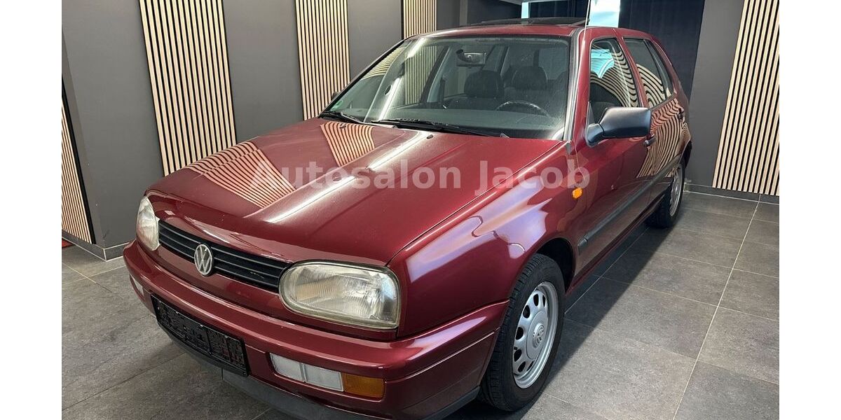 VW Golf 67.911 km 4.990 &euro; München 81249