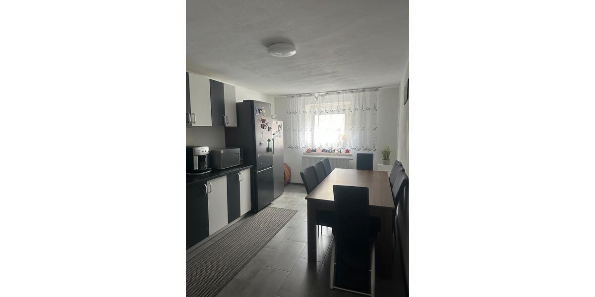 Einfamilienhaus Vilshofen an der Donau - 7 Zimmer, 120 m&sup2;, 240.000&euro; | Angebot:27096397