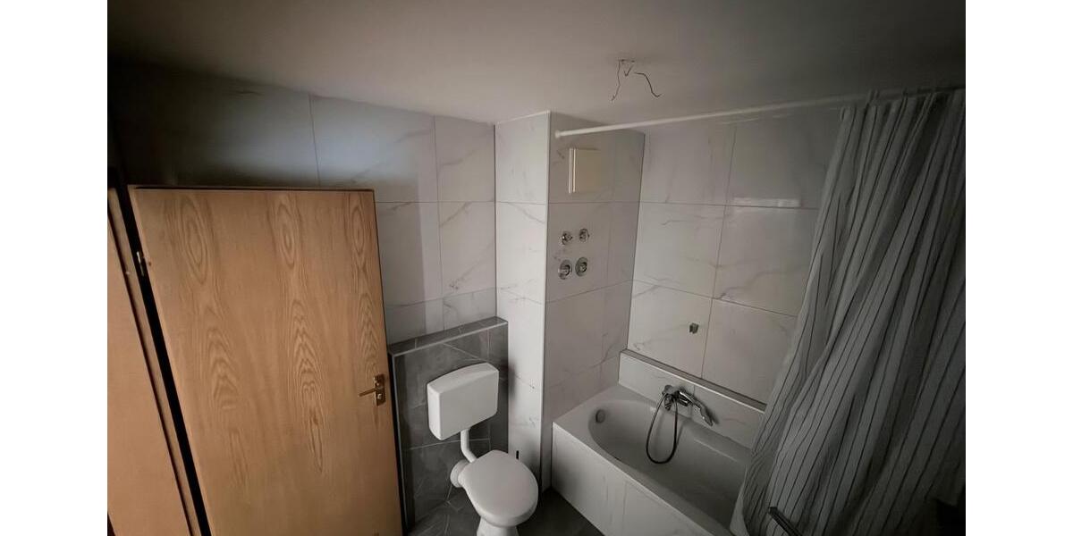 Etagenwohnung Neumarkt in der Oberpfalz Altenhof - 3 Zimmer, 76 m&sup2;, 255.000&euro; | Angebot:26818600