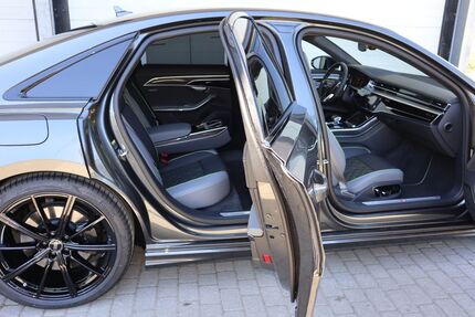 Audi A8 3.000 km 89.900 &euro; Passau 94034
