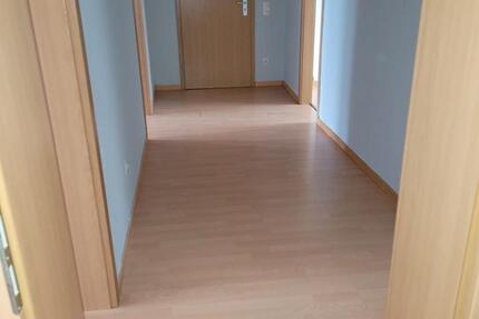 Wohnung Stolzenau - 4 Zimmer, 90 m&sup2;, 125.000&euro; | Angebot:27116167