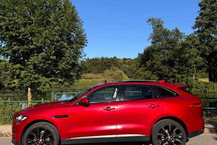 Jaguar F-Pace 124.000 km 14.800 &euro; Hamburg 22397