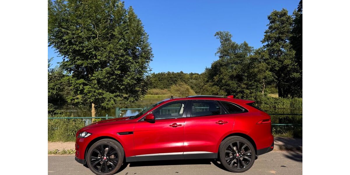 Jaguar F-Pace 124.000 km 14.800 &euro; Hamburg 22397