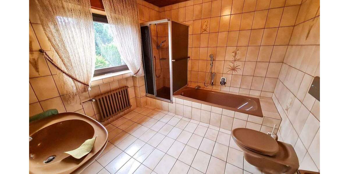 Einfamilienhaus Sinzig - 5 Zimmer, 141 m&sup2;, 499.000&euro; | Angebot:25928536