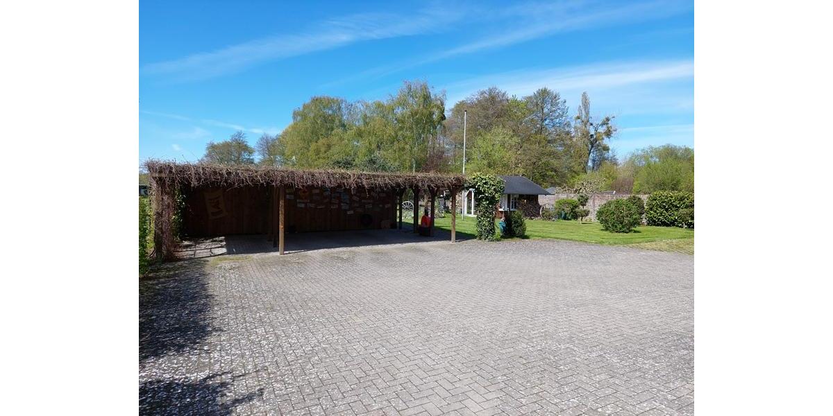 Erdgeschoßwohnung Schwerin Gartenstadt - 3 Zimmer, 115 m&sup2;, 1.728&euro; | Angebot:26381981