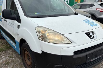 Peugeot Partner 120.000 km 1.399 &euro; Rosenheim 83022