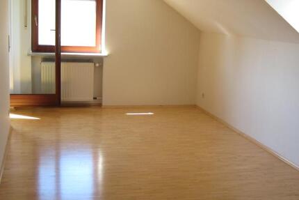 Wohnung Rothenburg ob der Tauber - 4 Zimmer, 75 m&sup2;, 675&euro; | Angebot:25516269
