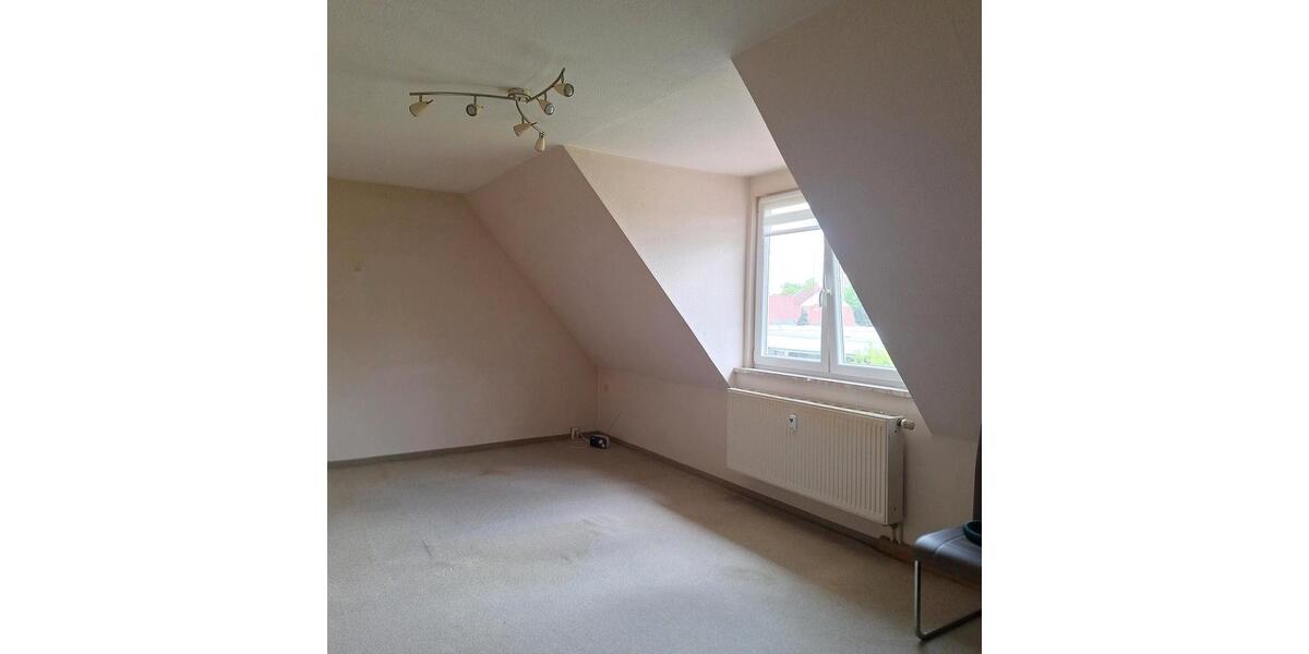 Dachgeschoßwohnung Neustadt an der Orla - 2 Zimmer, 90 m&sup2;, 80.000&euro; | Angebot:26741667