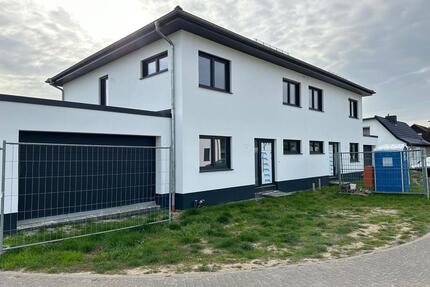 Doppelhaushälfte Brandshagen nahe Stralsund ruhig im Grünen
