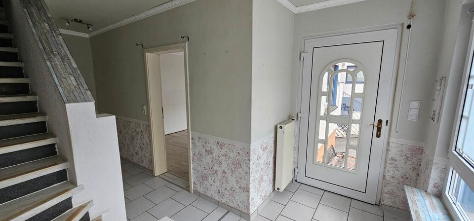Einfamilienhaus Wächtersbach - 6 Zimmer, 165 m&sup2;, 398.000&euro; | Angebot:26505004