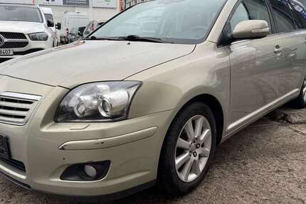 Toyota Avensis 166.519 km 4.900 &euro; Berlin 13127