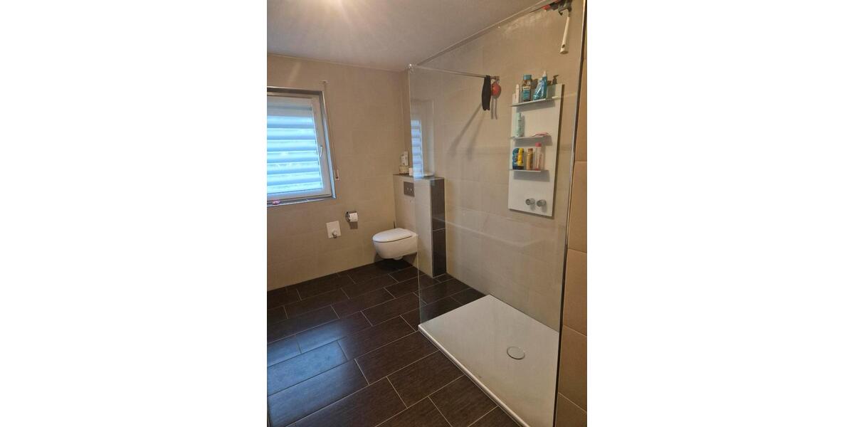 Etagenwohnung Siegen - 4 Zimmer, 143 m&sup2;, 185.900&euro; | Angebot:27193579