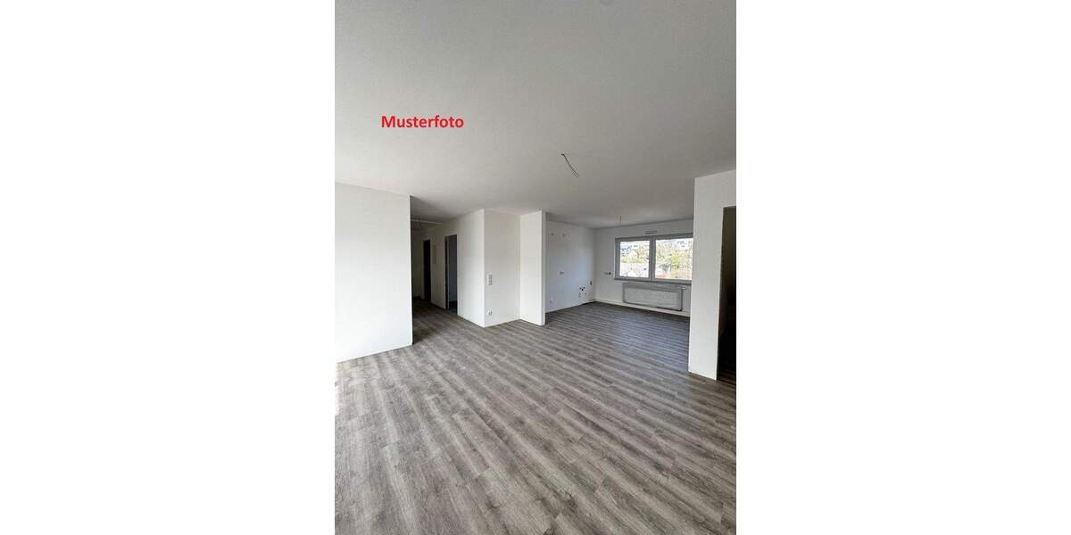 Etagenwohnung Herten / Westerholt Westerholt - 3 Zimmer, 135 m&sup2;, 1.450&euro; | Angebot:23301839