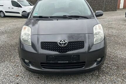Toyota Yaris 179.000 km 2.499 &euro; Bardowick 21357