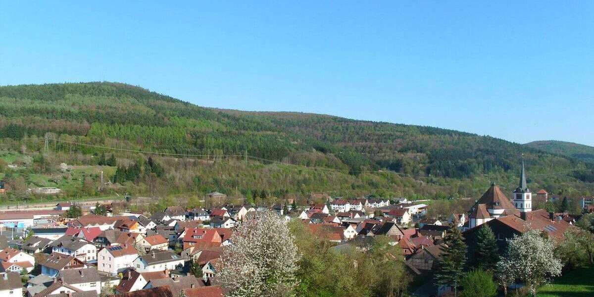 Etagenwohnung Burgsinn - 3 Zimmer, 93 m&sup2;, 230.000&euro; | Angebot:27003299