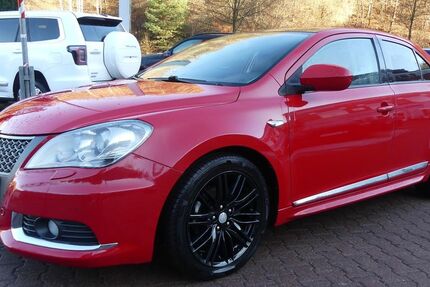 Suzuki Kizashi 114.750 km 9.990 &euro; Schneeberg 08289