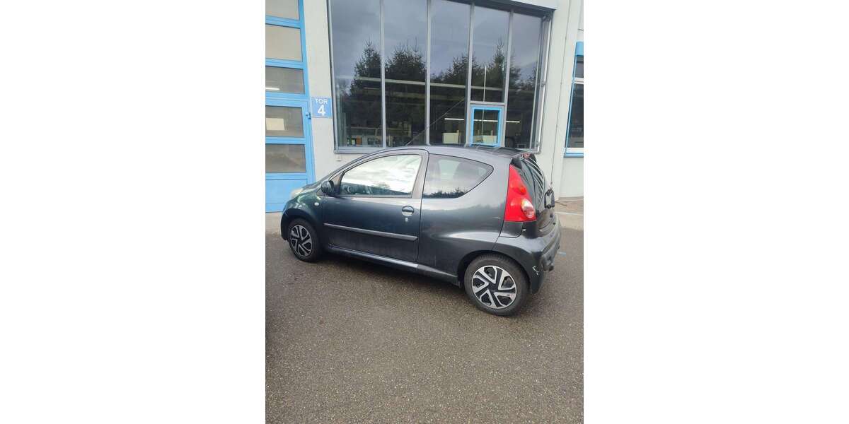 Peugeot 107 127.000 km 2.200 &euro; Balingen 72336
