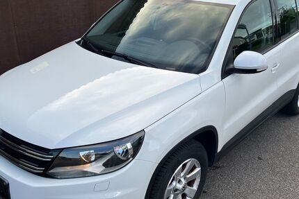 VW Tiguan 158.000 km 7.900 &euro; Weil der Stadt 71263