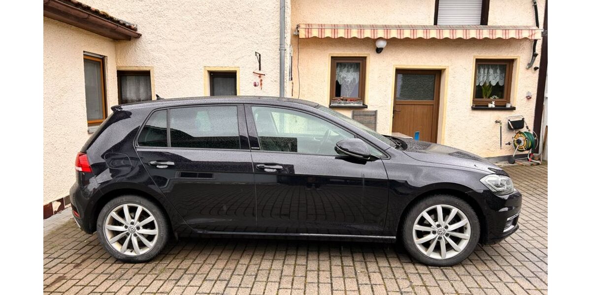 VW Golf 154.018 km 12.200 &euro; Römhild 98630