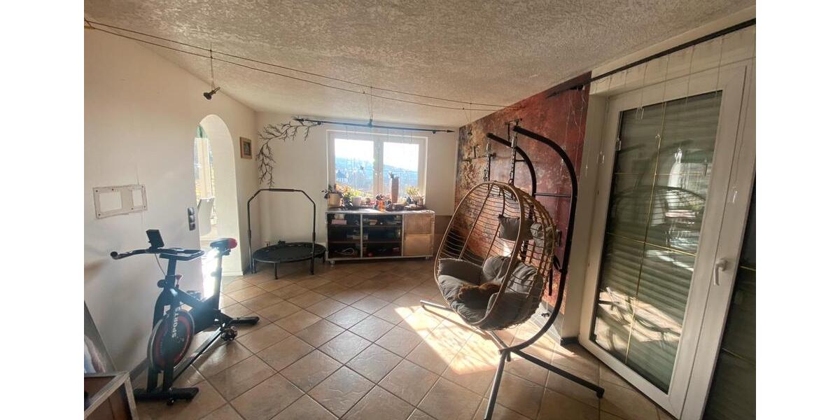 Einfamilienhaus Schmalkalden - 9 Zimmer, 137 m&sup2;, 324.000&euro; | Angebot:26934364