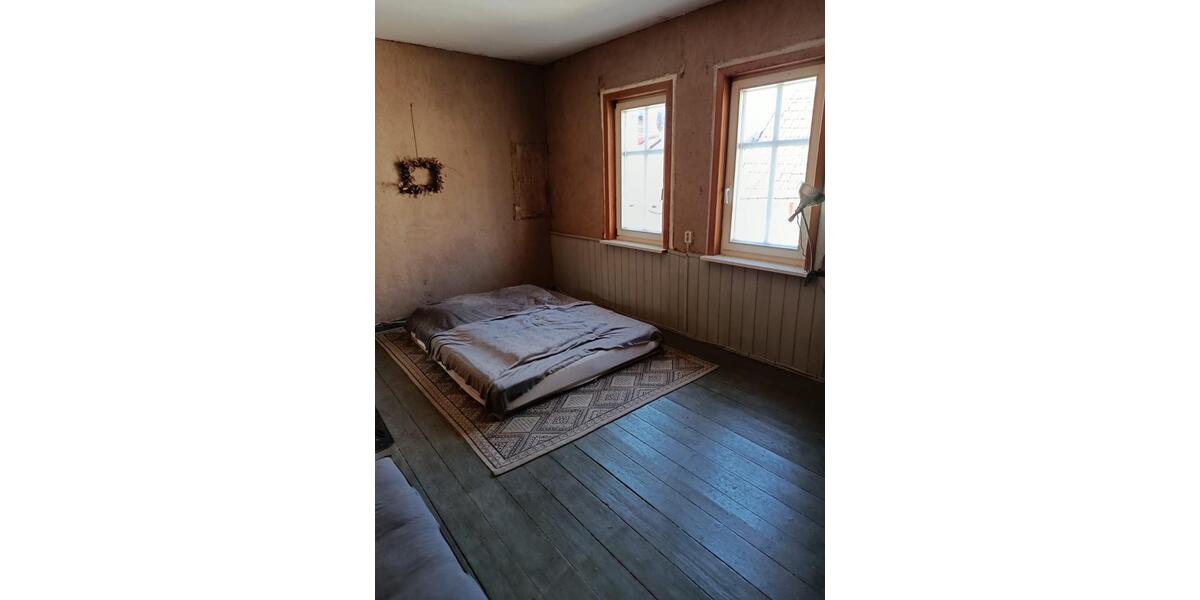 Einfamilienhaus Treffurt - 2 Zimmer, 80 m&sup2;, 32.000&euro; | Angebot:25751324