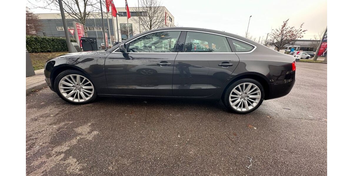 Audi A5 179.999 km 13.999 &euro; München 80992