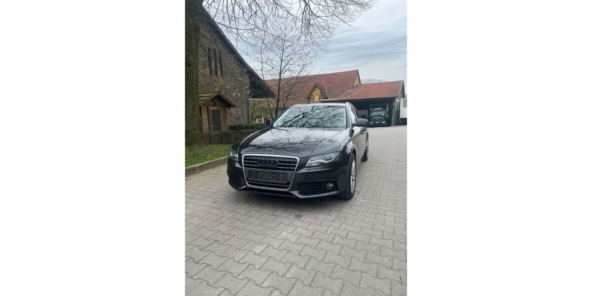 Audi A4 240.000 km 6.200 &euro; Kalletal 32689