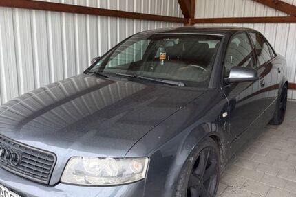 Audi A4 327.000 km 899 &euro; Vilshofen 94474