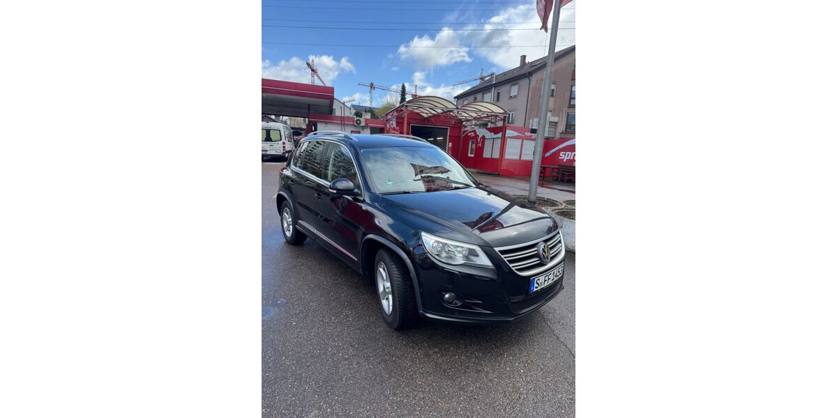 VW Tiguan 206.910 km 7.700 &euro; Stuttgart 70437