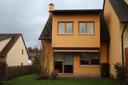 Vermietung Kauf, Reiheneckhaus mit Garten und 2 Garagen 5 zimmer