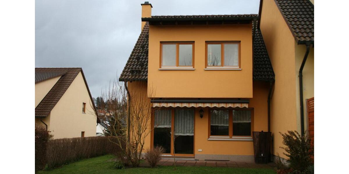 Vermietung Kauf, Reiheneckhaus mit Garten und 2 Garagen 5 zimmer