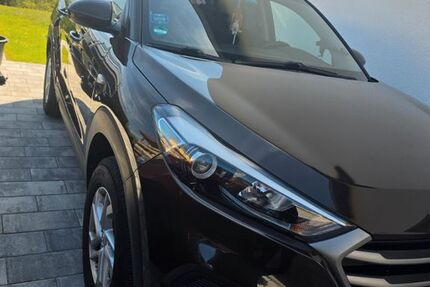 Hyundai TUCSON 150.000 km 14.490 &euro; Aufhausen 93089