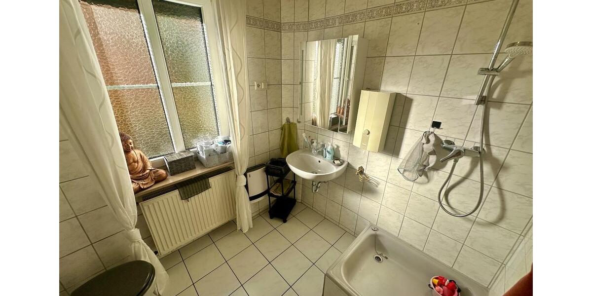 Rodenhof 4-5 Zimmer Altbau Wohnung mit Garten Terrasse WG möglich 5 zimmer