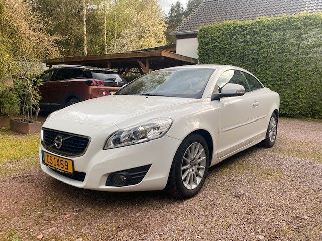 Volvo C70 216.739 km 8.600 &euro; Trassem 54441