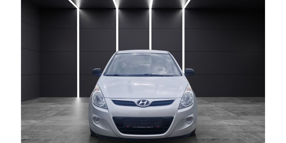 Hyundai i20 154.000 km 3.490 &euro; Peine 31226