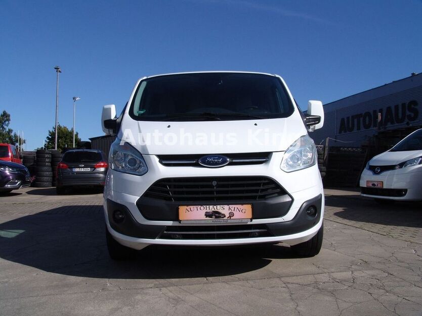 Ford Tourneo Custom 137.000 km 22.880 € Berlin 12681