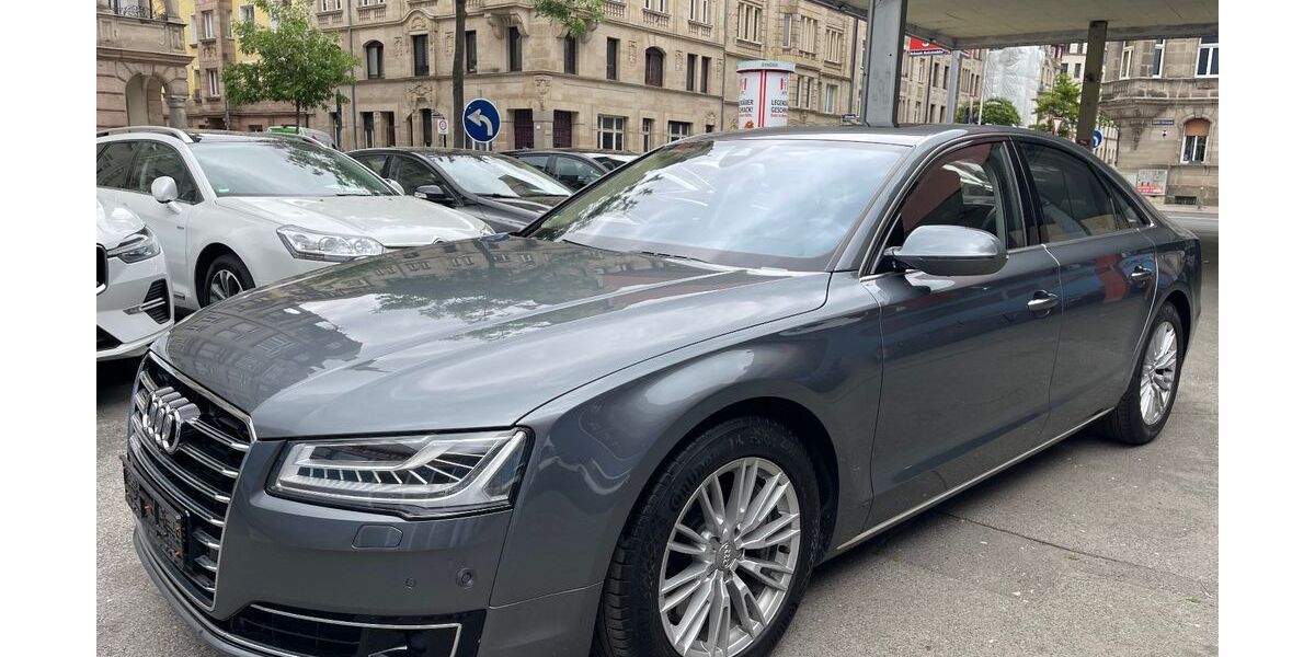Audi A8 172.134 km 25.900 &euro; Fürth ( bei Nürnberg ) 90762