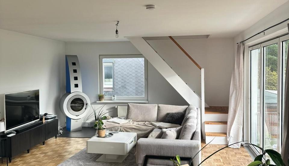 Modernisierte Maisonettewhg mit EBK & Stellplätzen – Einzug 0126 zimmer