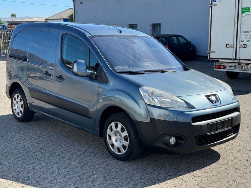 Peugeot Partner 194.370 km 4.850 € Bornheim 53332