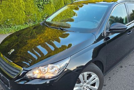 Peugeot 308 197.223 km 4.400 &euro; Nettetal 41334