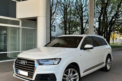 Audi Q7 224.000 km 23.500 &euro; München 81825