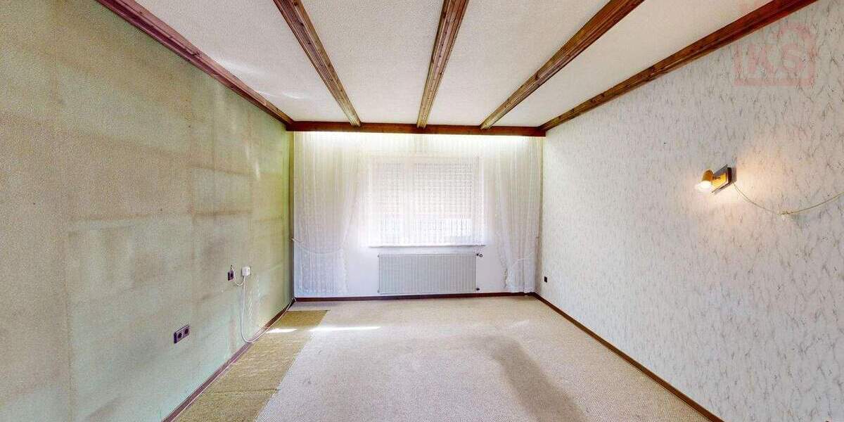 Reihenmittelhaus Schwalbach - 5 Zimmer, 136 m&sup2;, 99.000&euro; | Angebot:25627457