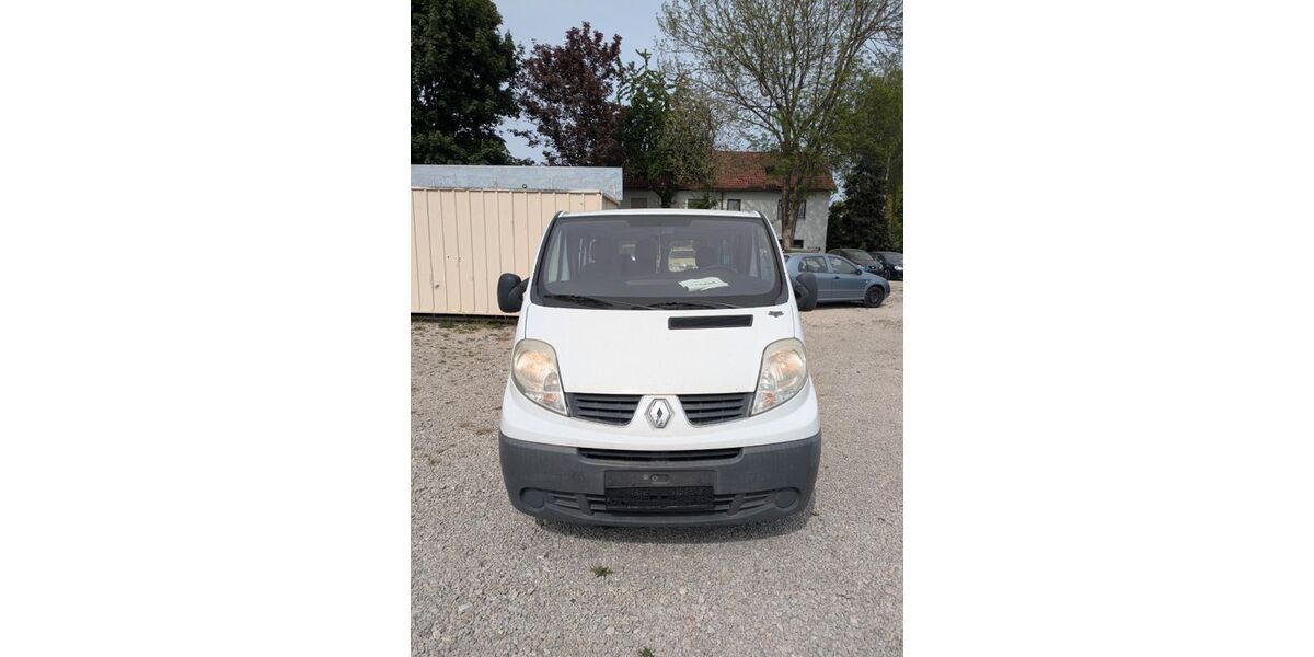 Renault Trafic 378.400 km 3.900 &euro; Stendal 39576
