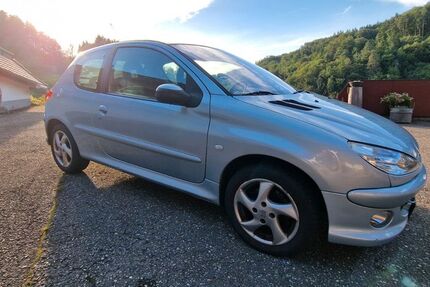 Peugeot 206 179.000 km 990 &euro; Elzach 79215