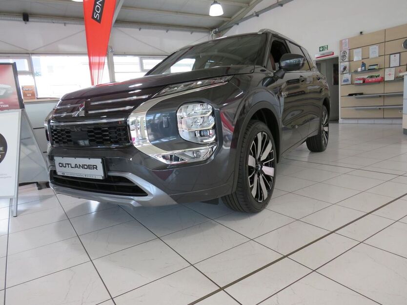 Mitsubishi Outlander 4.000 km 50.990 € Heidelberg 69126