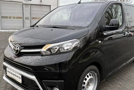 Toyota Proace (Verso) 62.000 km 35.990 &euro; Brandenburg 14770